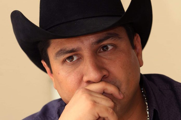 eeuu.-cancela-visa-de-trabajo-a-julion-alvarez